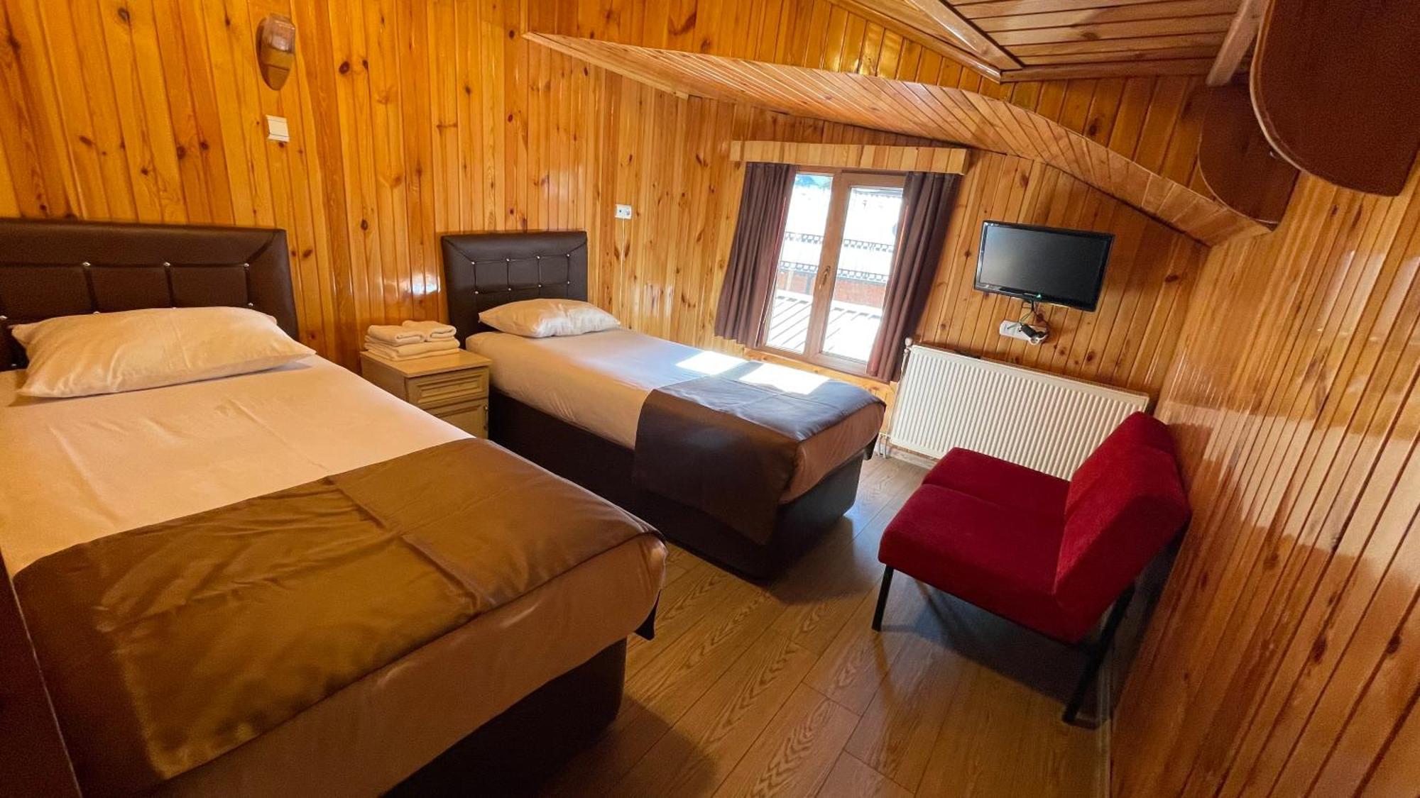 Ozkan Otel Uzungöl Eksteriør bilde